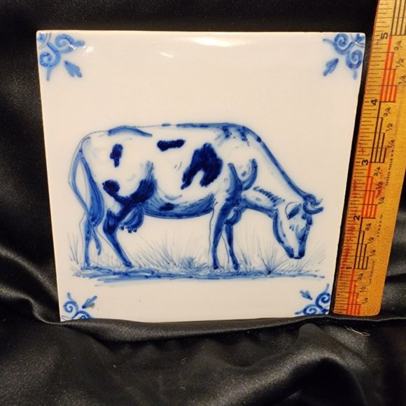 Vintage Harlingen Holland Delft Tile: Cow - Picture 2 of 5